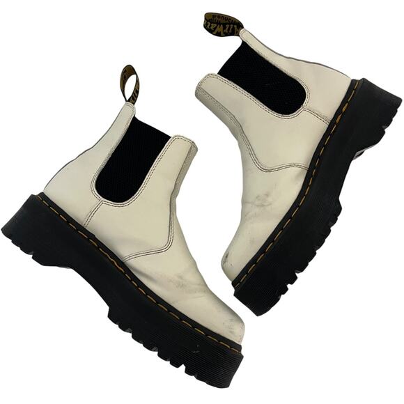 Dr. Martens 2976 Chelsea Platform Boots White Smooth Leather 1.5″ Platform EU 39 - Picture 6 of 9